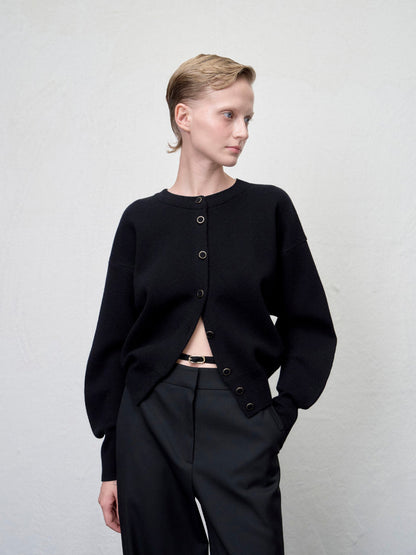 [ARIK. Arik AW] Asellus volume sleeve knit cardigan Black