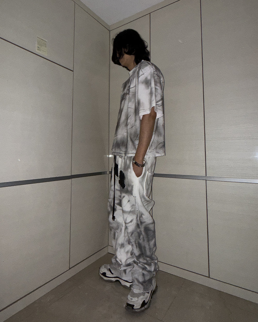 Code M.C.R. tee WH