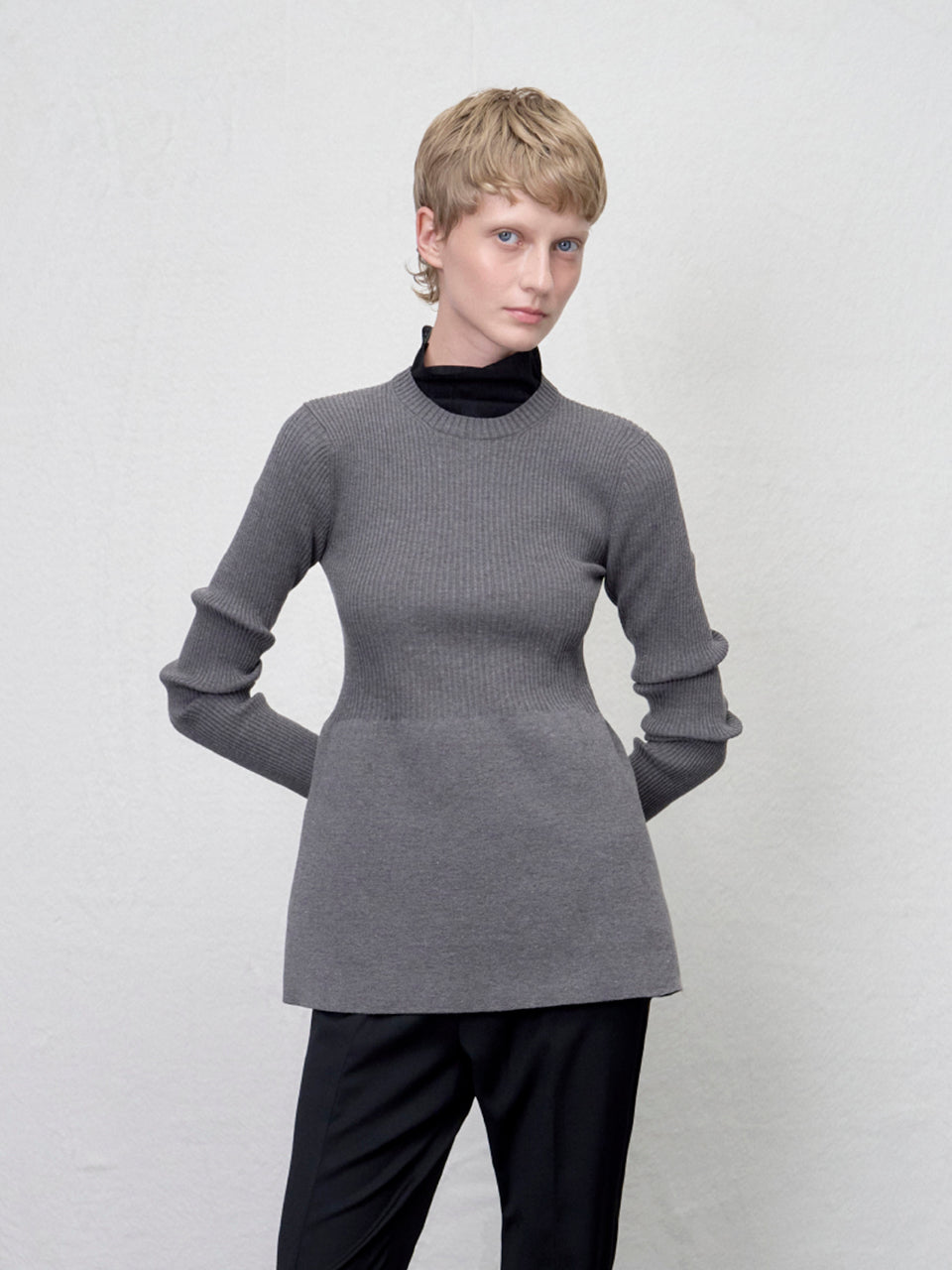 [ARIK. AW] Ara panel flare knit top Cream**Check color