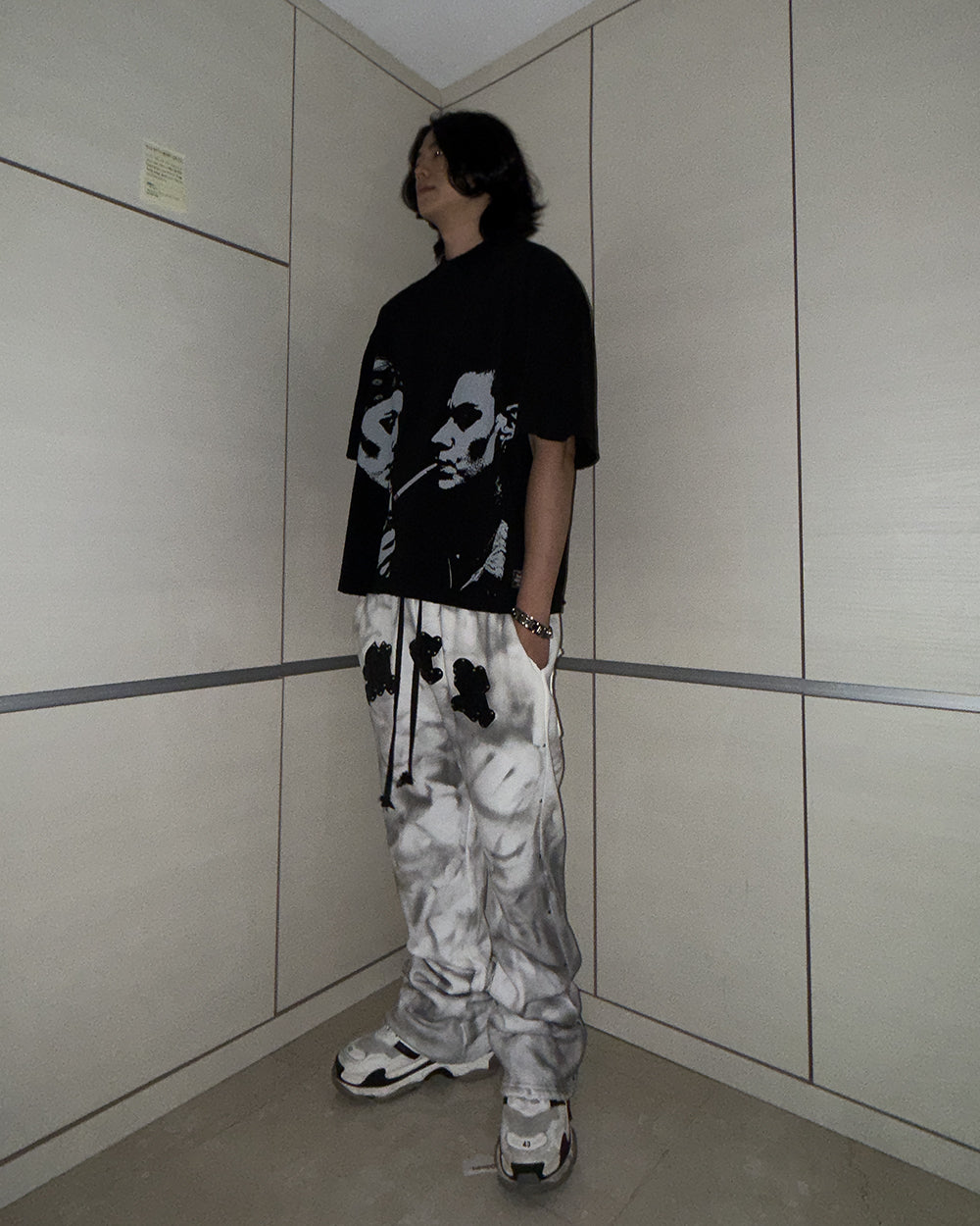 Smoking girls tee BK
