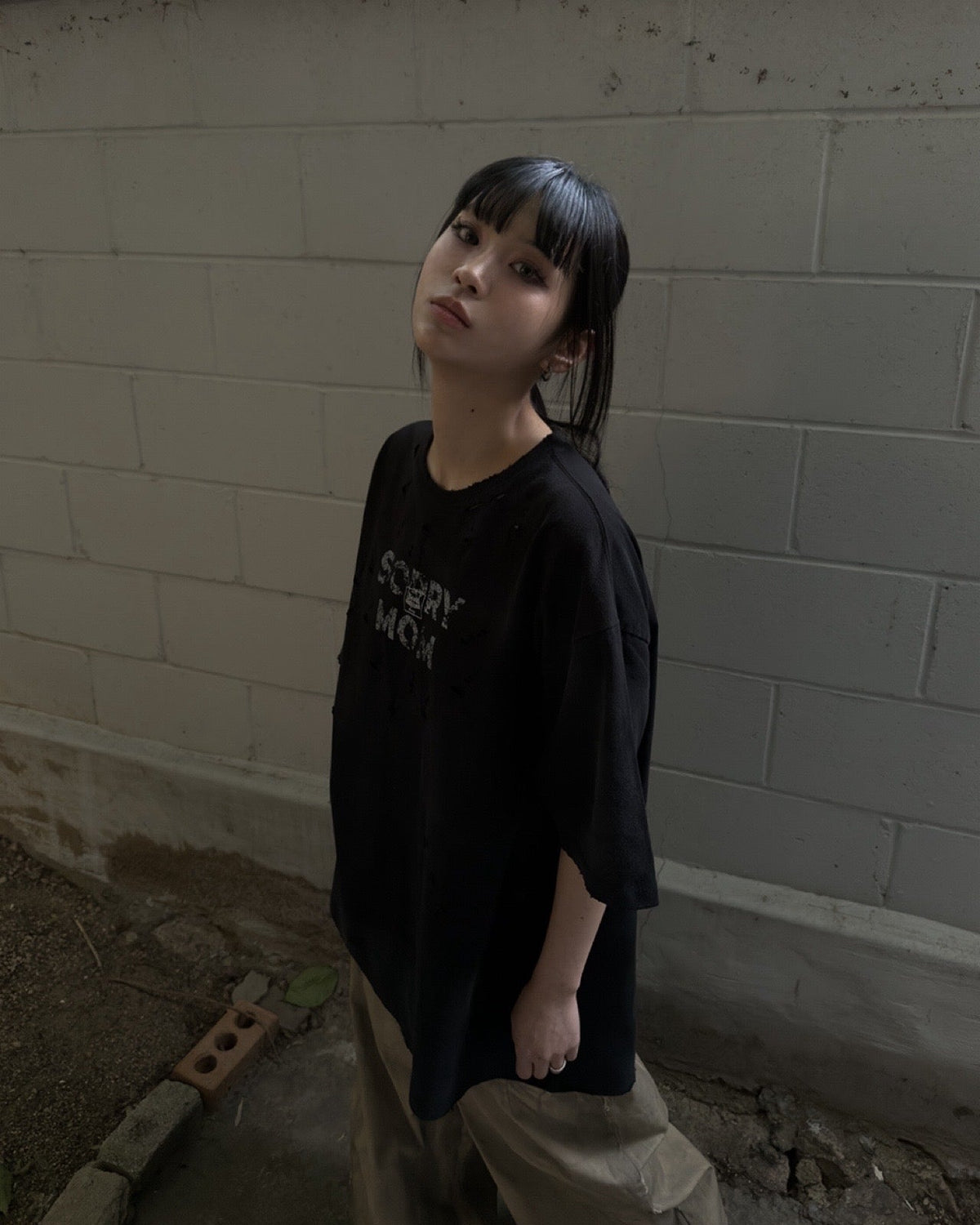 Sorry mom VTG tee BK