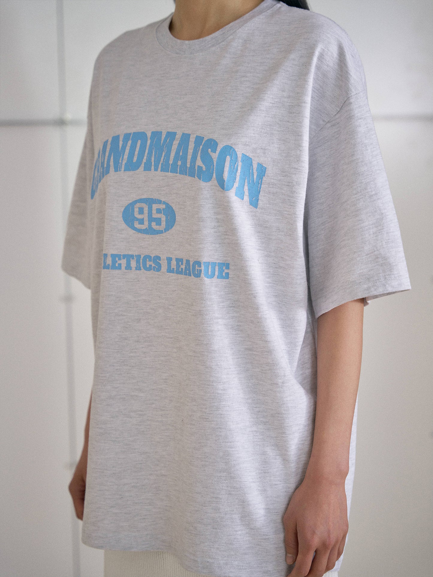 Crack Lettering Short Sleeve - Light Gray