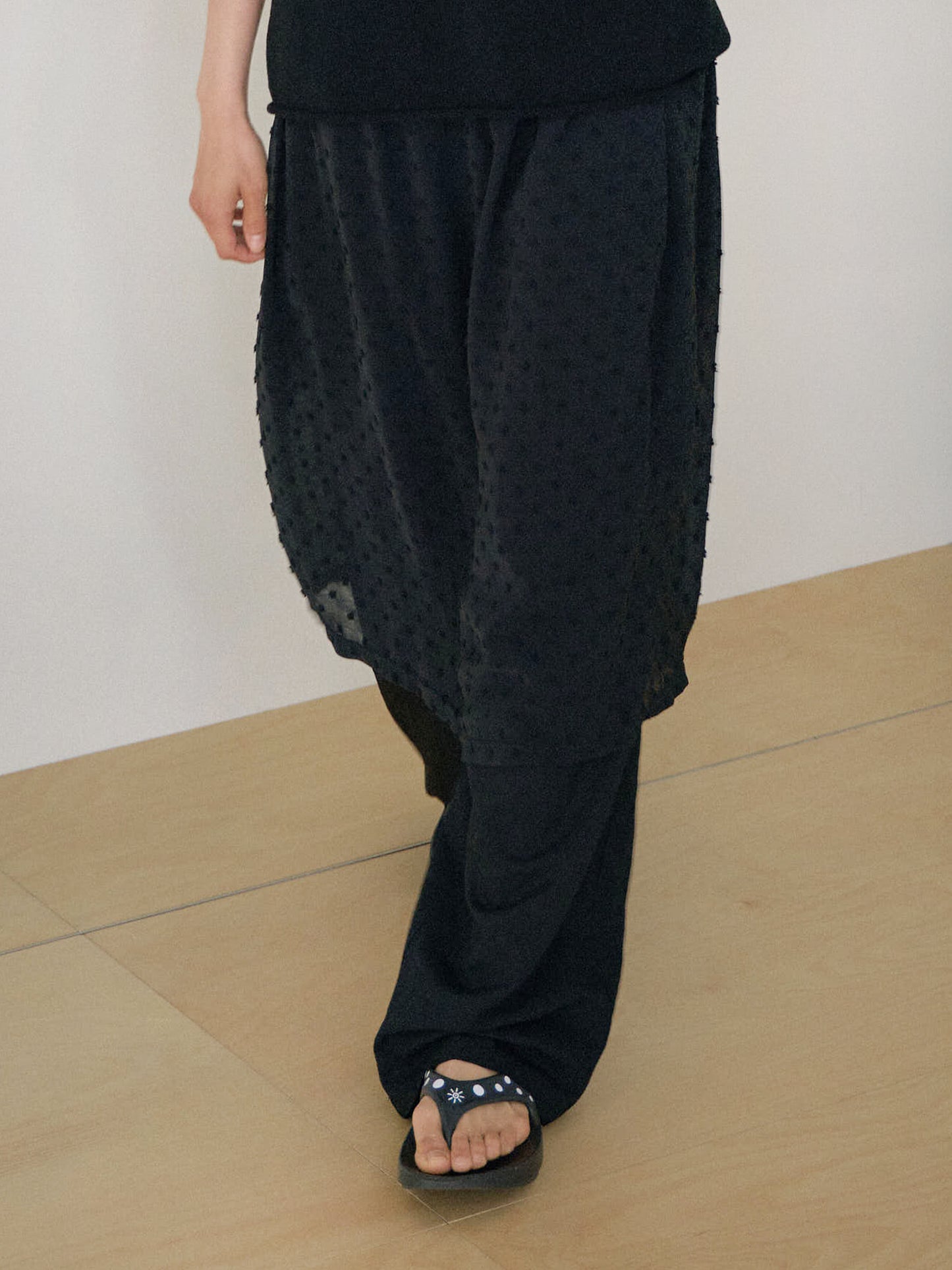 Dot Slit Skirt - Black