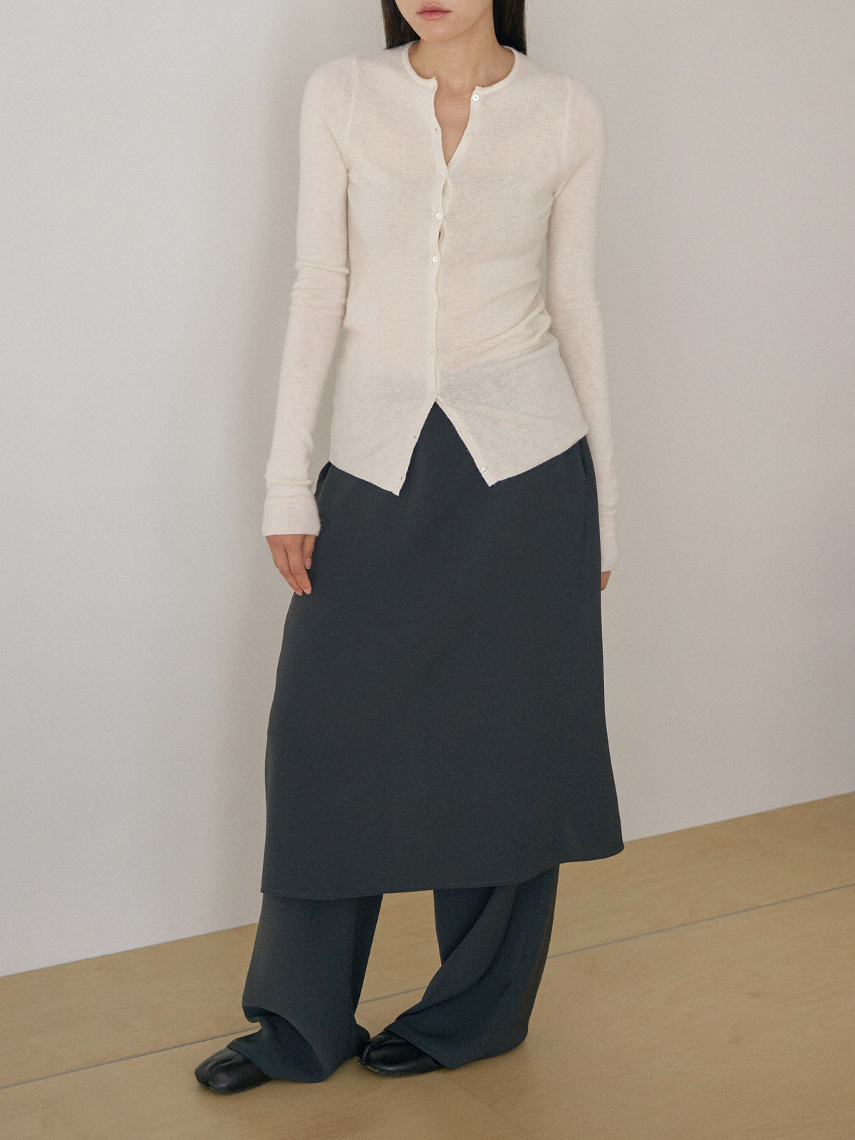 Alpaca Button Cardigan - Ivory 2