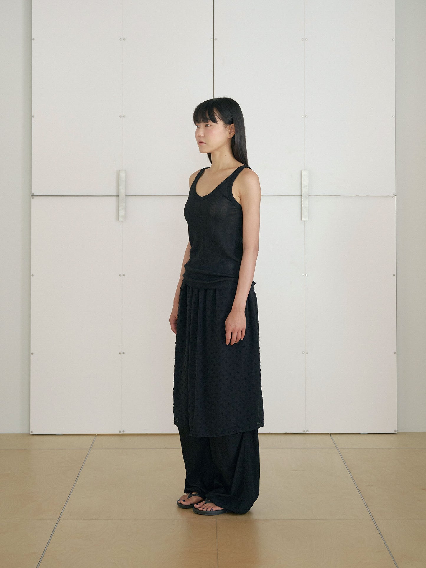Dot Slit Skirt - Black