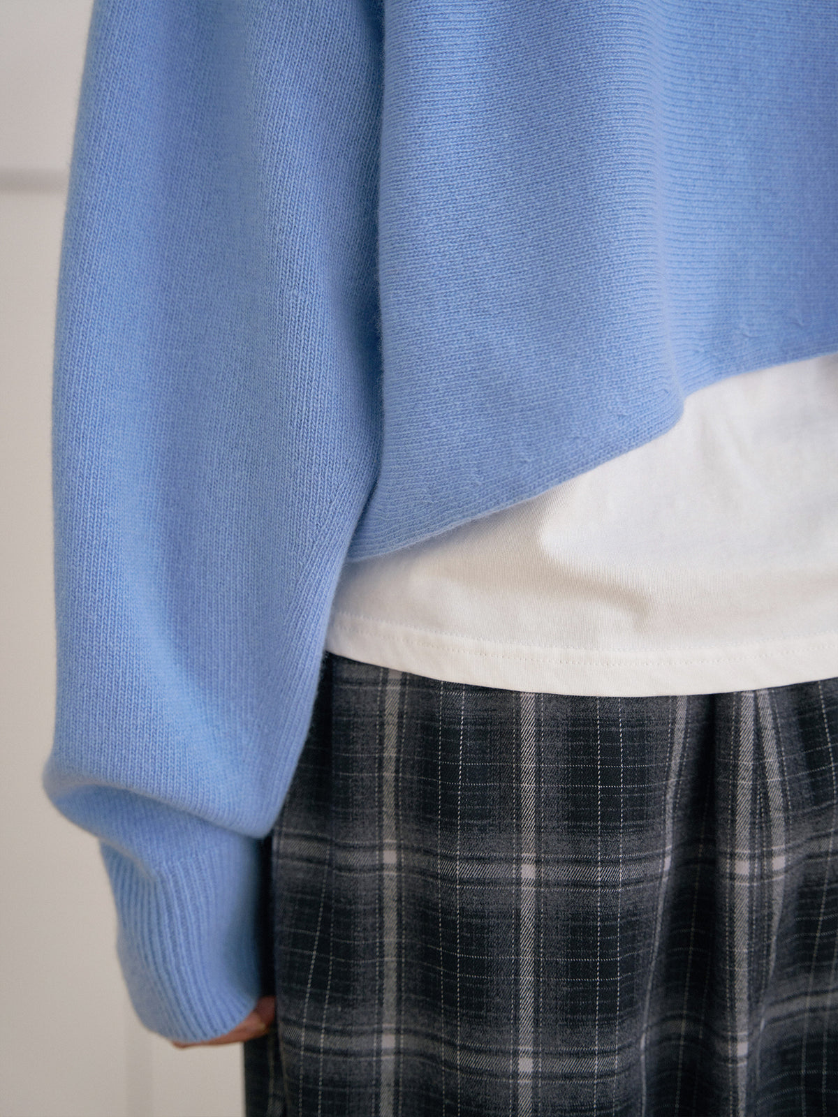 Unbalanced Boat Neck Pullover - Blue 10