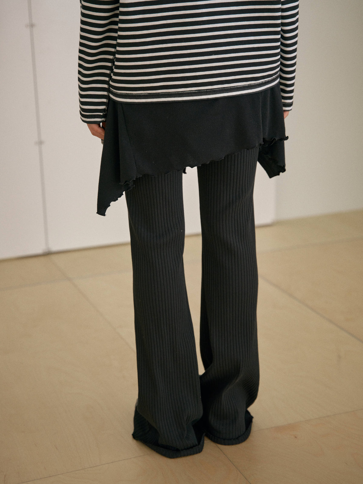 Lino Flare Pants - Black 8