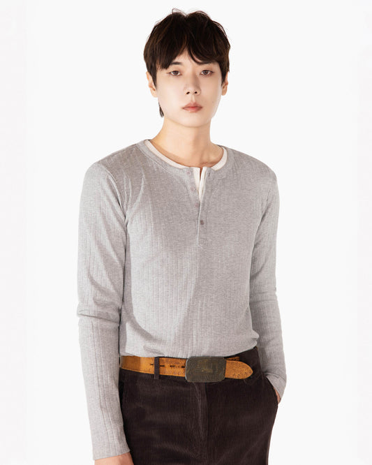 韓国ファッション コーデ メンズ ミニマル ヘンリーネック