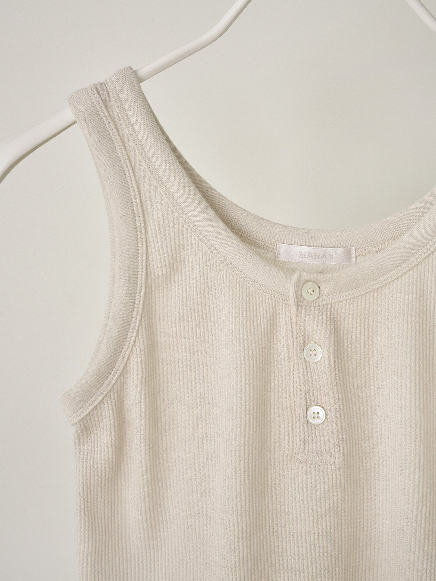 Waffle Button Sleeveless - Beige