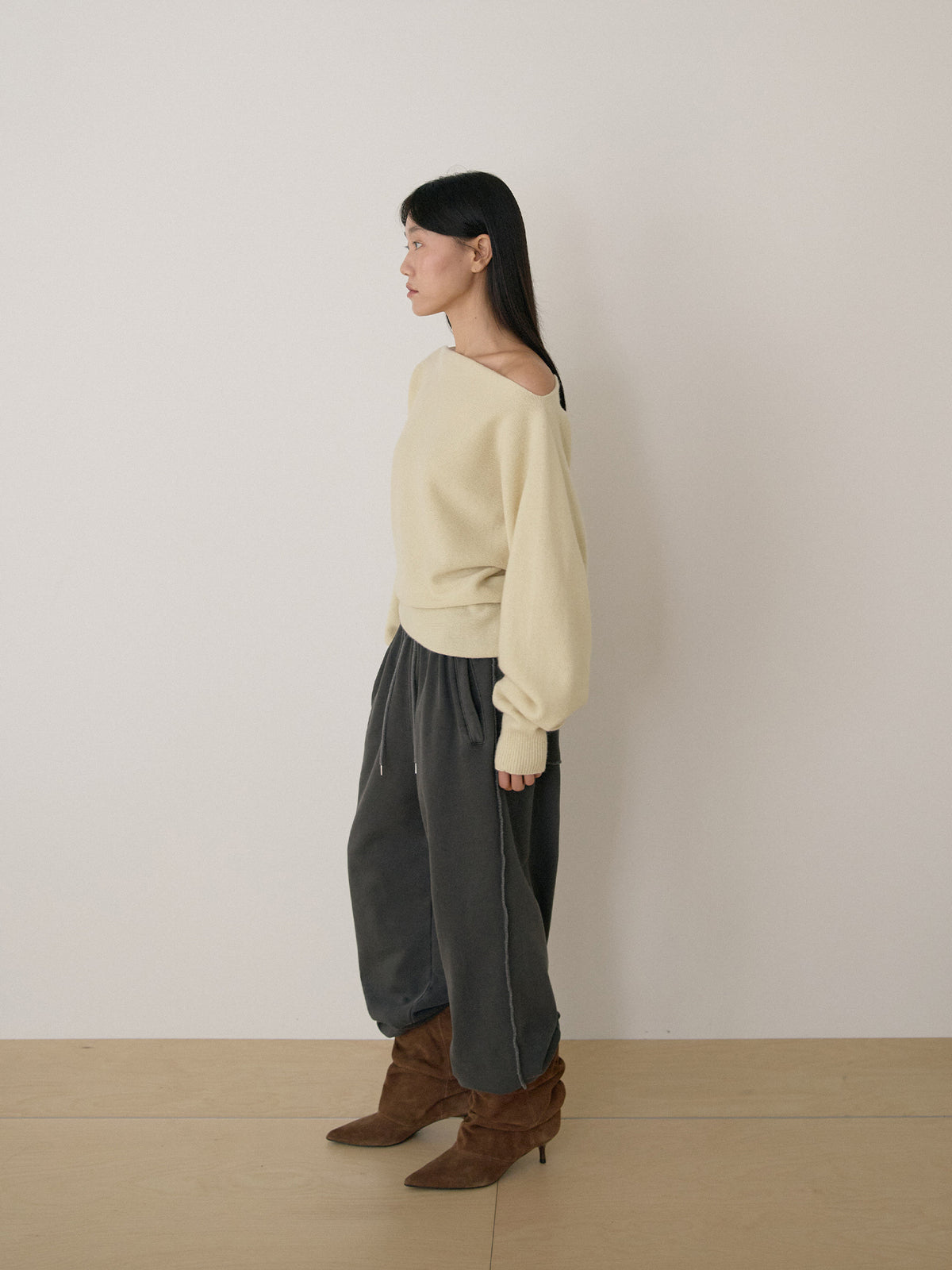 Flow Boat Neck Pullover - Pale Yellow 5