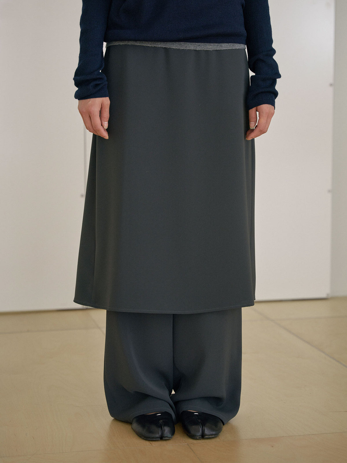 Skirt Overlay Pants - Charcoal 10
