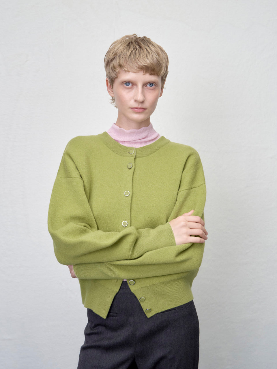 【ARIK. アリク AW】Asellus volume sleeve knit cardigan Pea Green