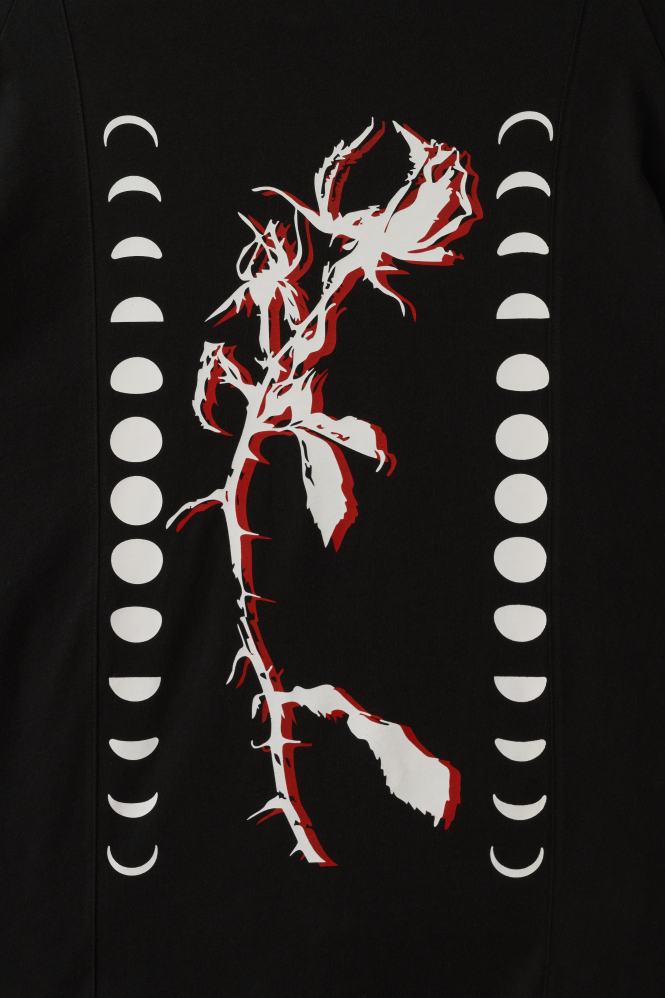 【ACCEPTANCE】Eclipse Curve T-Shirt - Cream, Black
