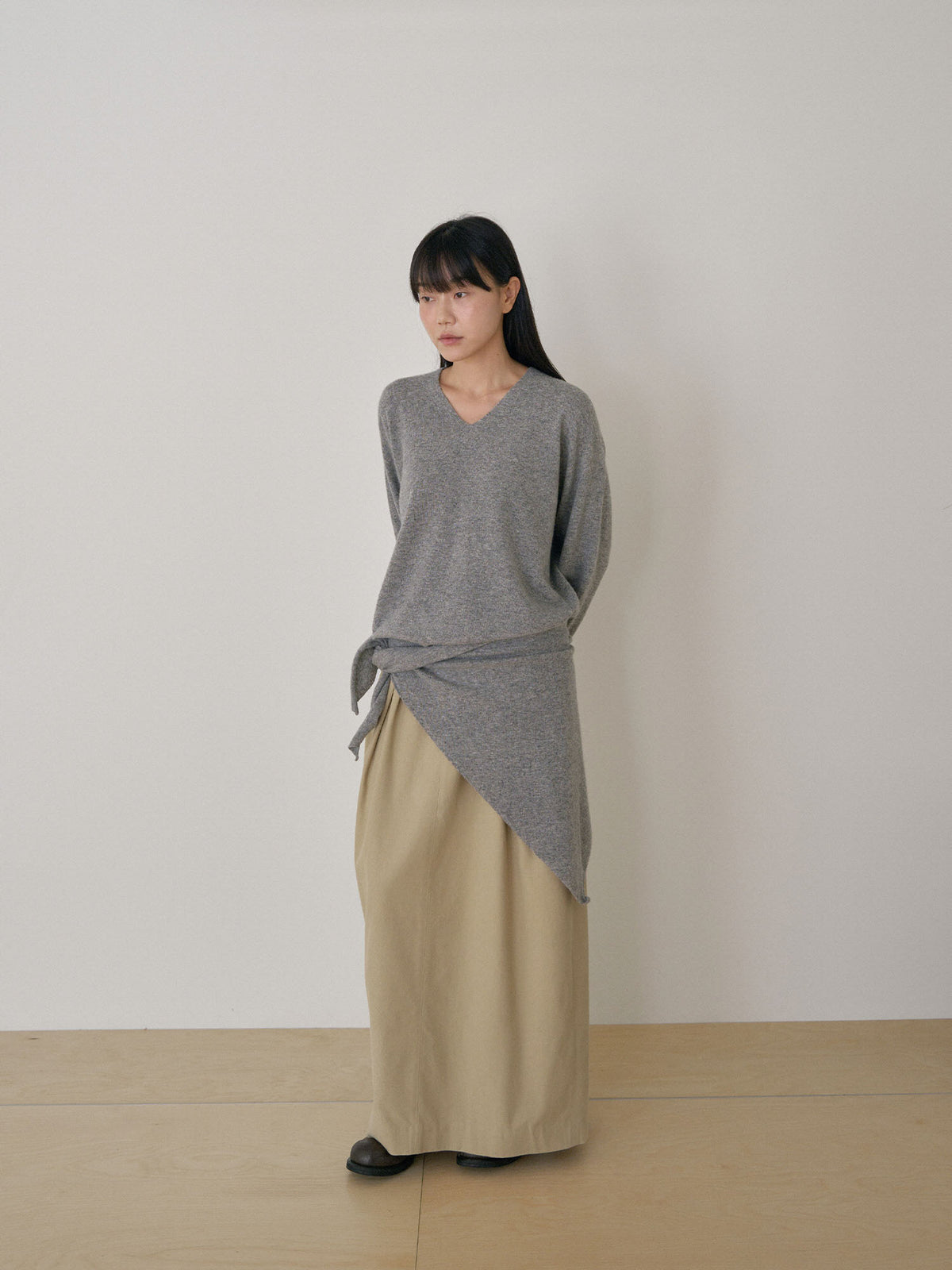 MARAN Triangle Scarf - Gray 商品画像13/21
