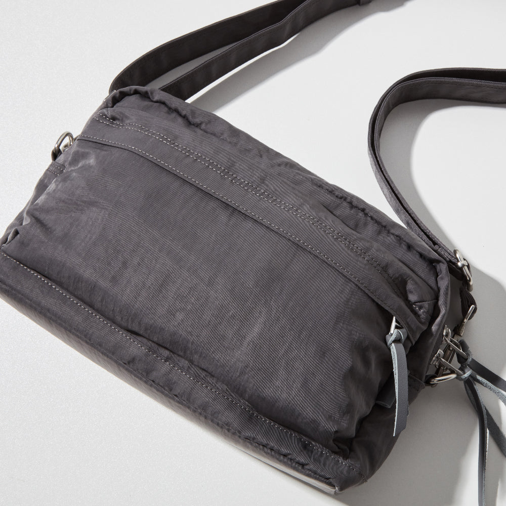 【Requisite レキジット】Cross bag 001 (Grey)