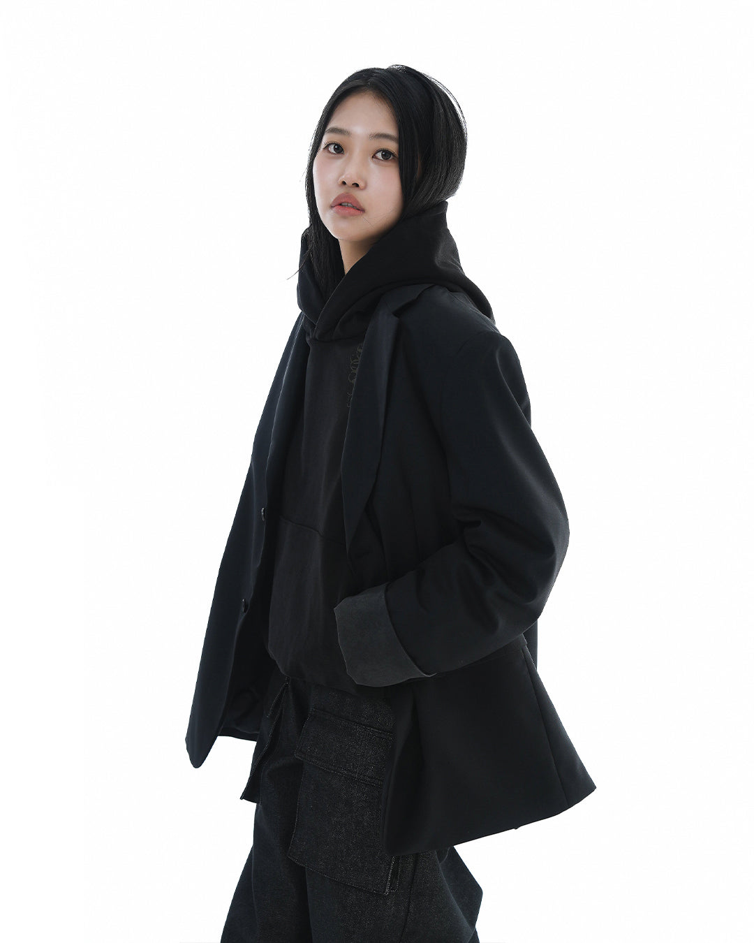 Leather Reveal Sleeve Wool Blazer_Black
