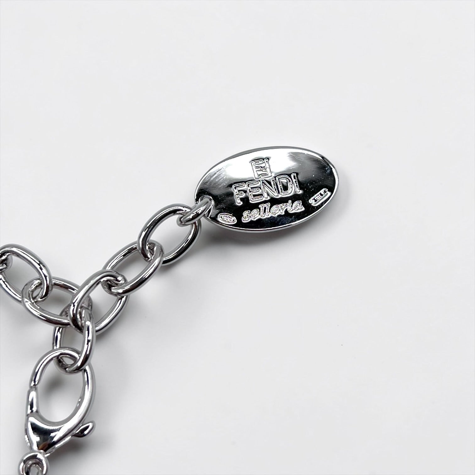 FENDI（フェンディ）｜バッグ・財布・アクセサリー通販｜WooStore