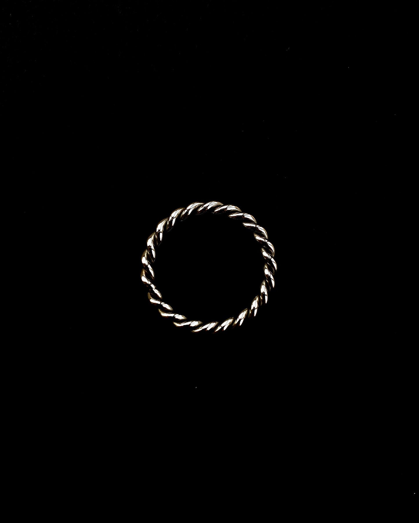 [Ready to ship] Twist Ring 