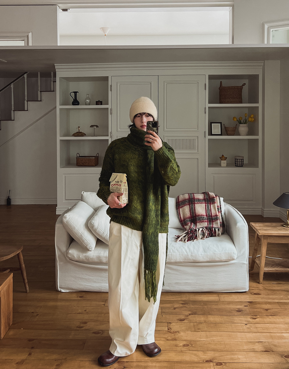 Soft Volume Tuck Wide Pants