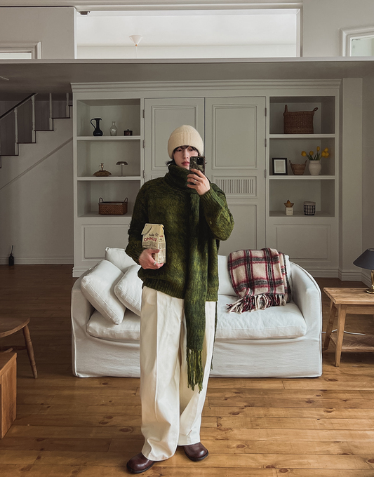 Soft Volume Tuck Wide Pants