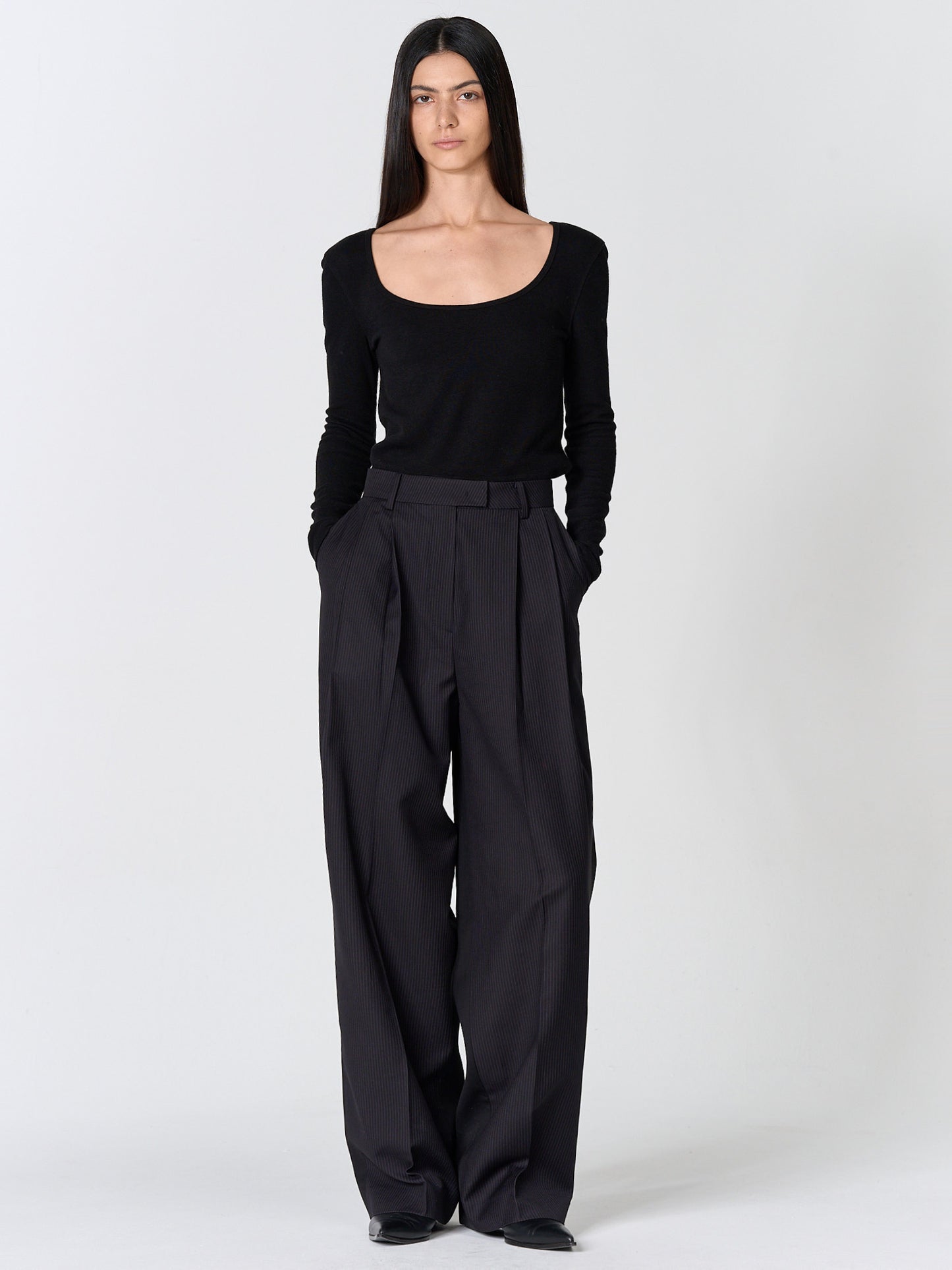 【MAGJAY】Solid Stripe Colorblock Tapered Trousers