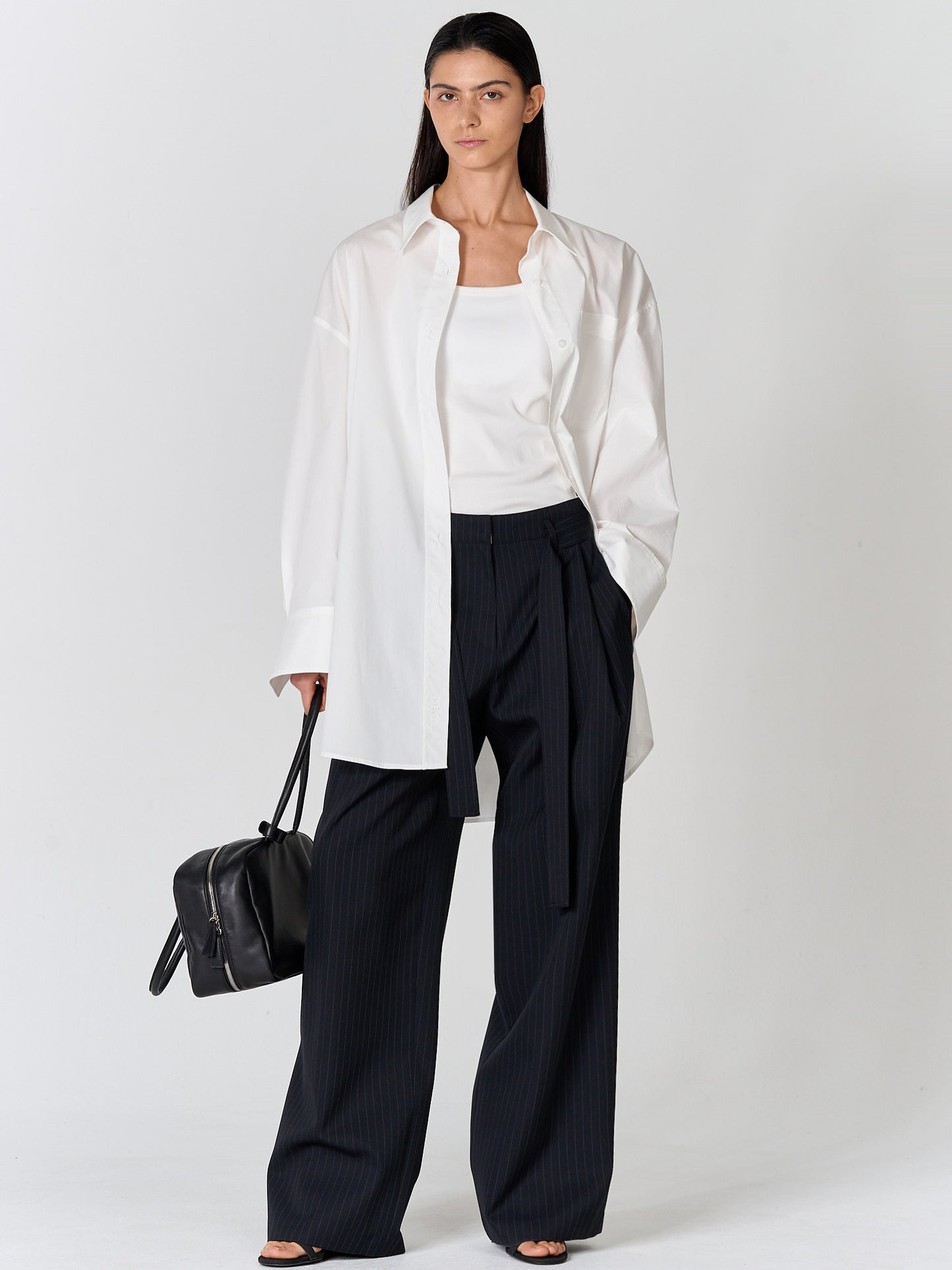 Cotton Fitted U-Neck Sleeveless Top 