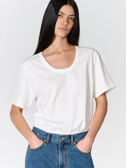 [MAGJAY] Silket U-Neck T-Shirt
