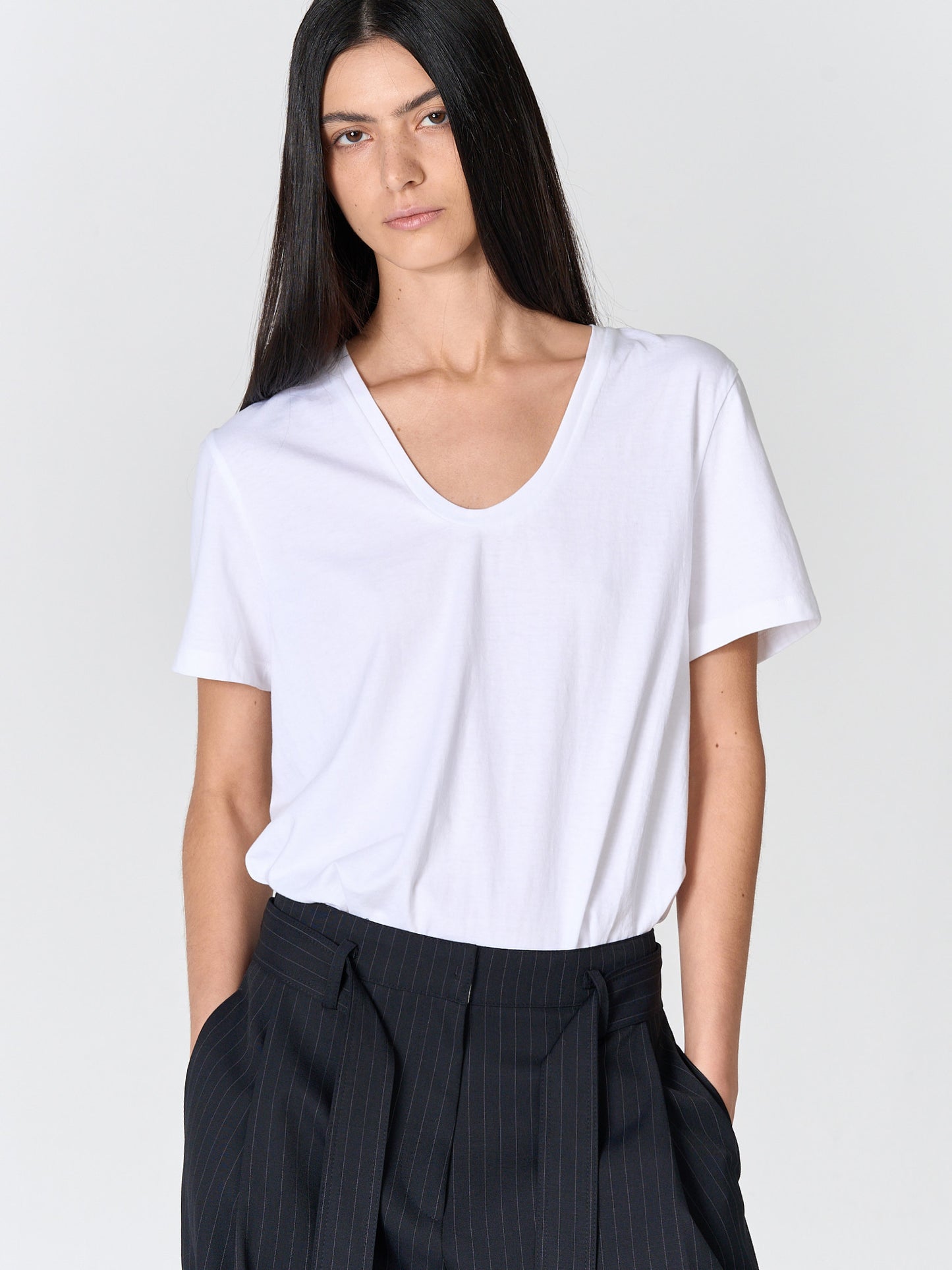 【MAGJAY】Soft cotton u-neck t-shirt