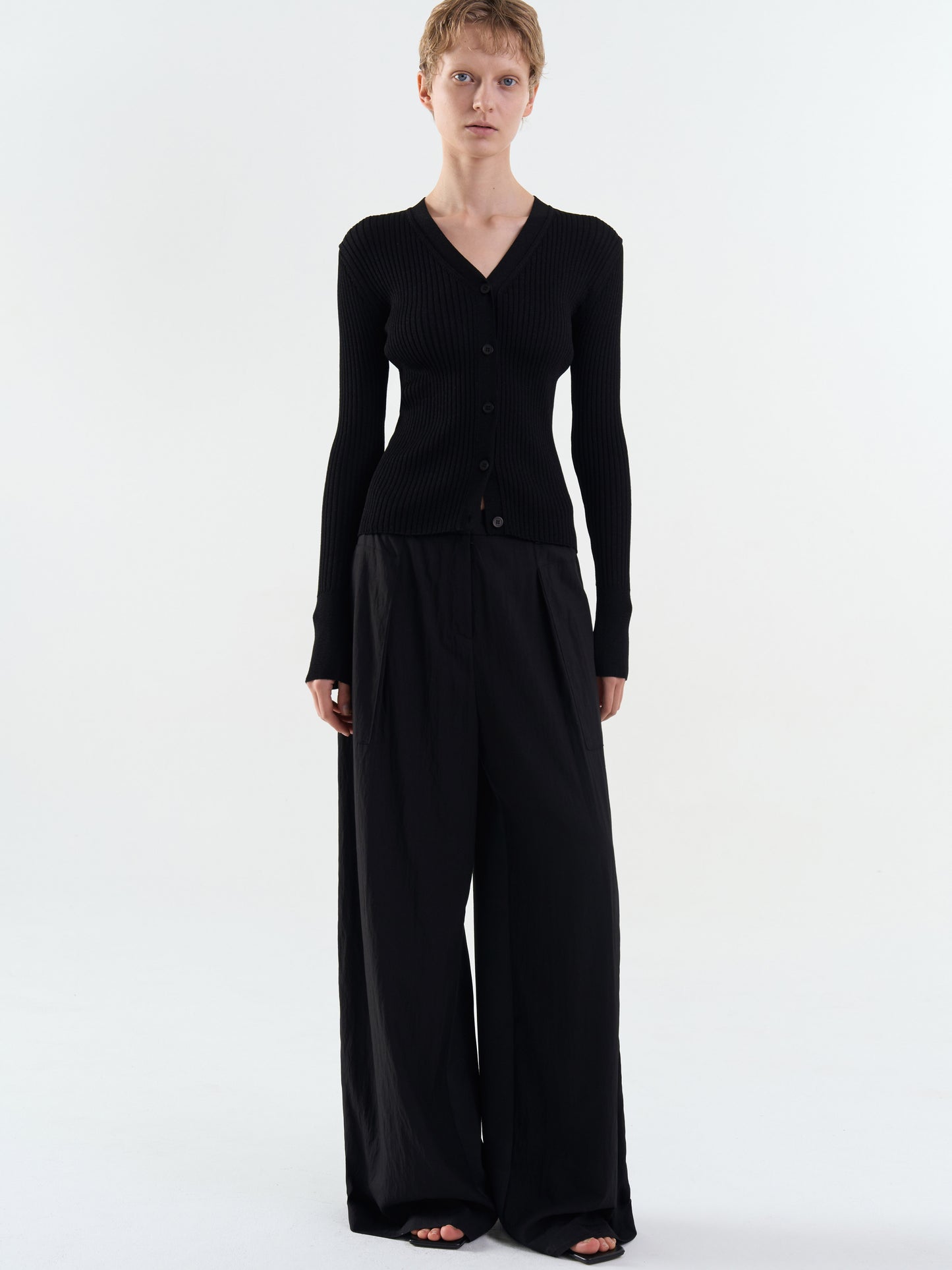 Rib V-Neck Cardigan - Black