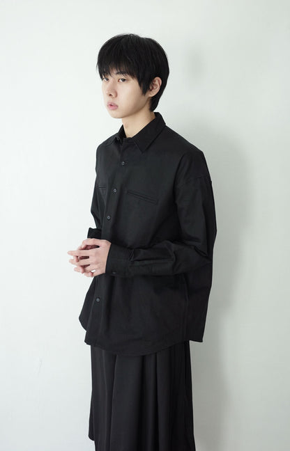 Minimal Pocket Shirt