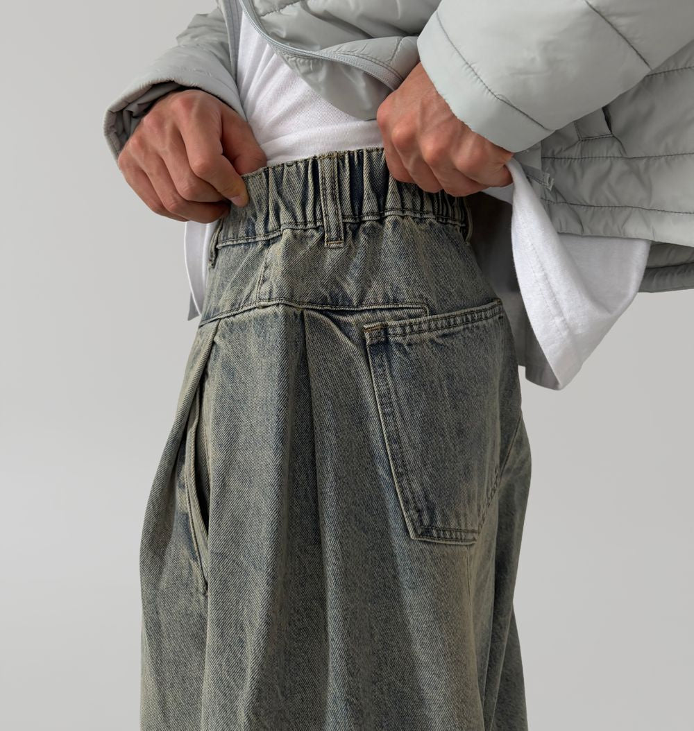 Pin Tuck Balloon Denim Pants