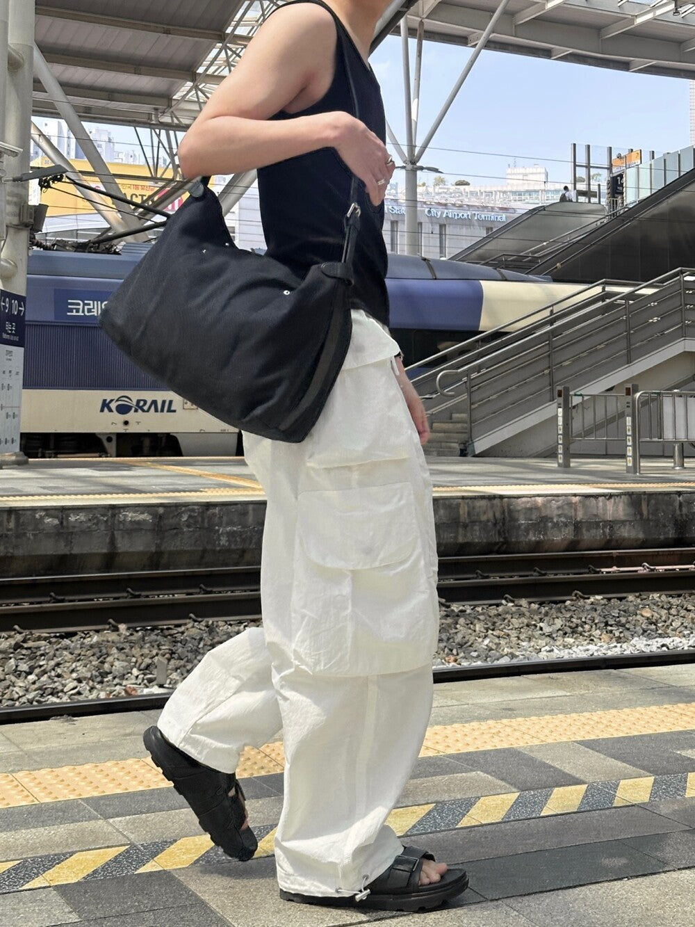 Kona Pigment Cargo Pants