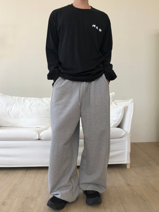 Carrot Embroidery Pants