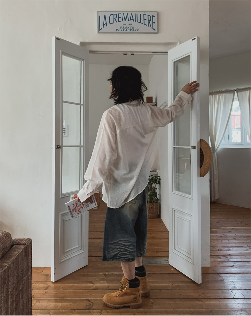 Airy Texture Light Shirt