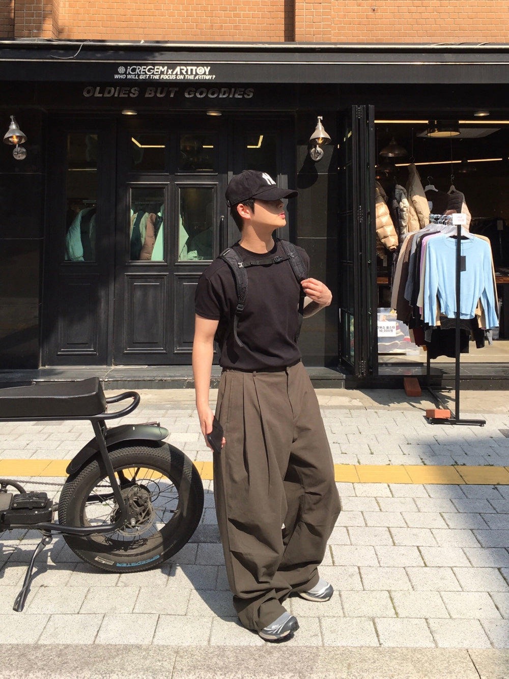 Parra Linen Tuck Pants