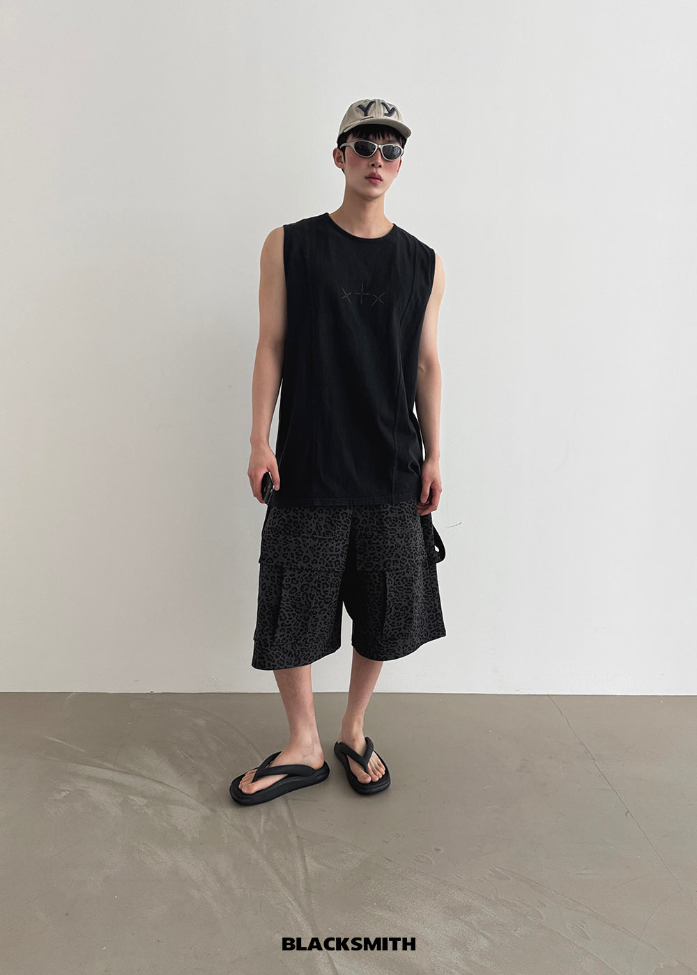 NUNU527 Smith World