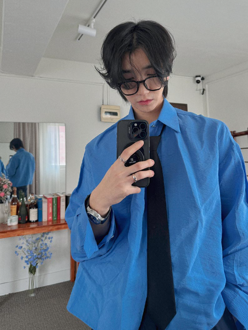 Cropped Lustrous Relax Shirt