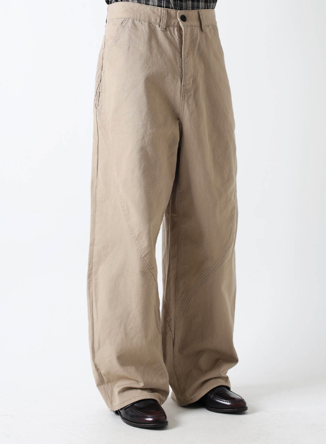 Near Curve Cut Cotton Pants