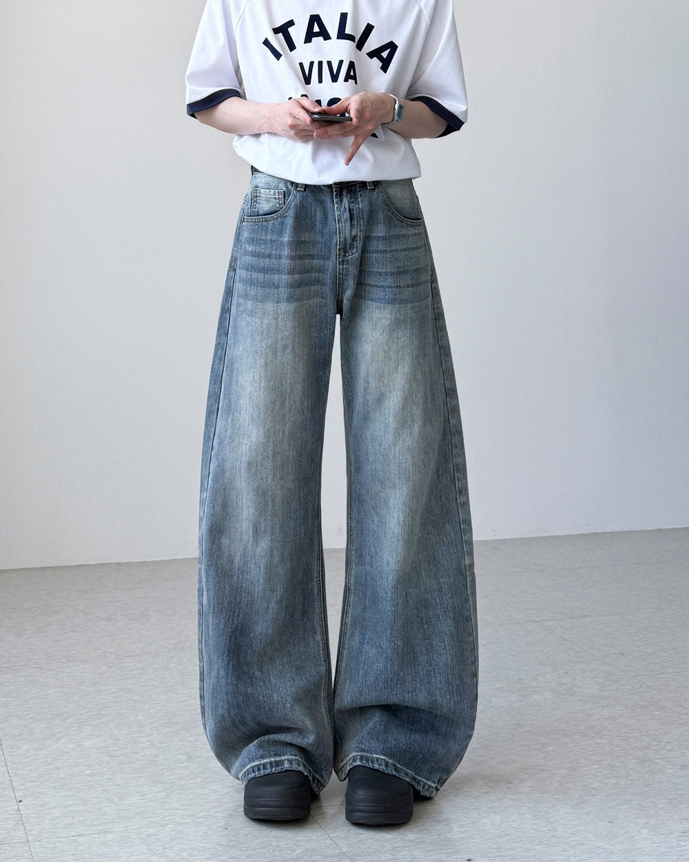 Ultra Balloon Wide Jeans