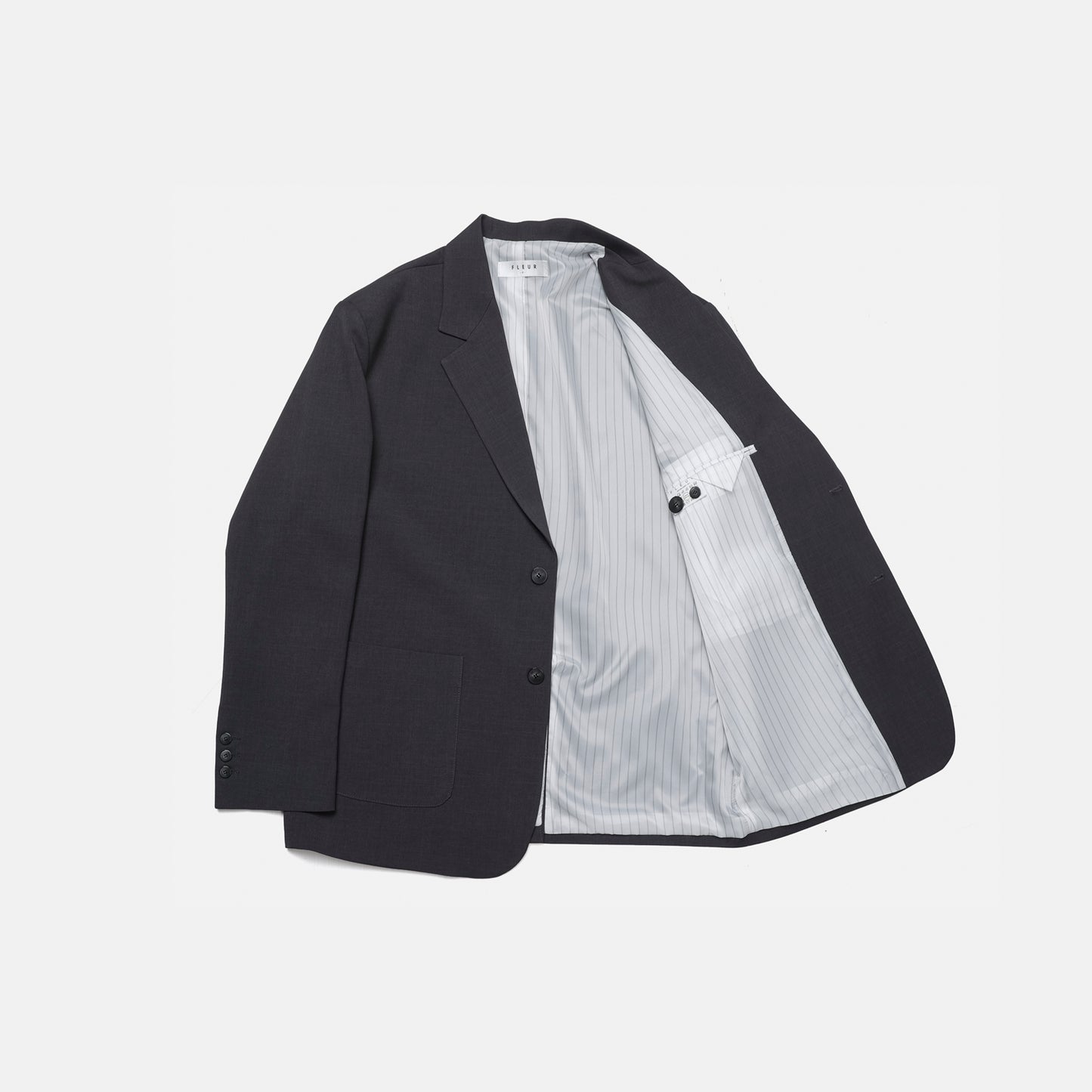 Minimal Drape Suit Setup