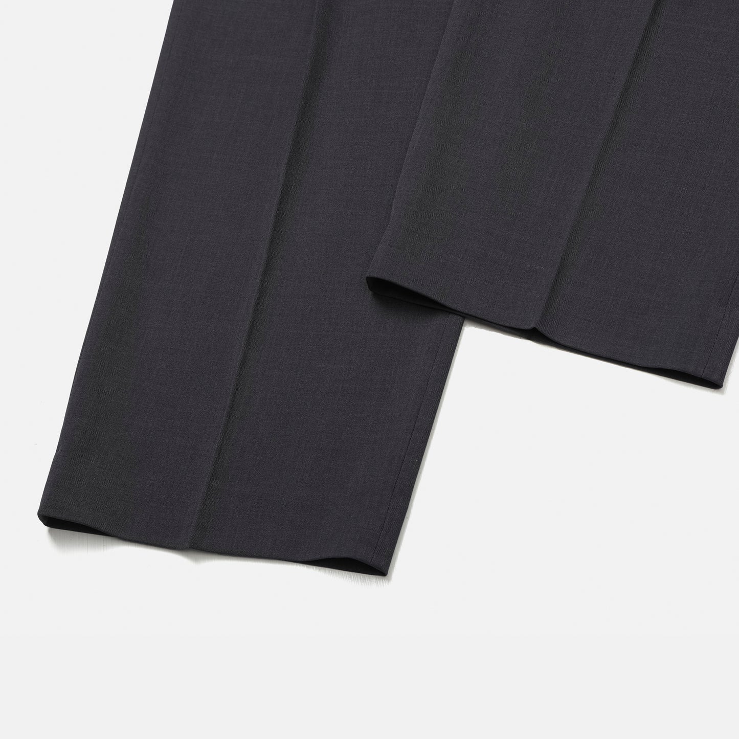 Minimal Drape Suit Setup