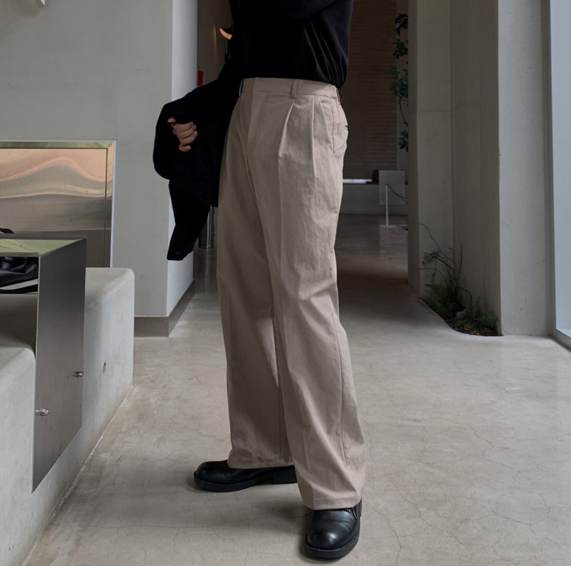 Soft Volume Tailored Slacks