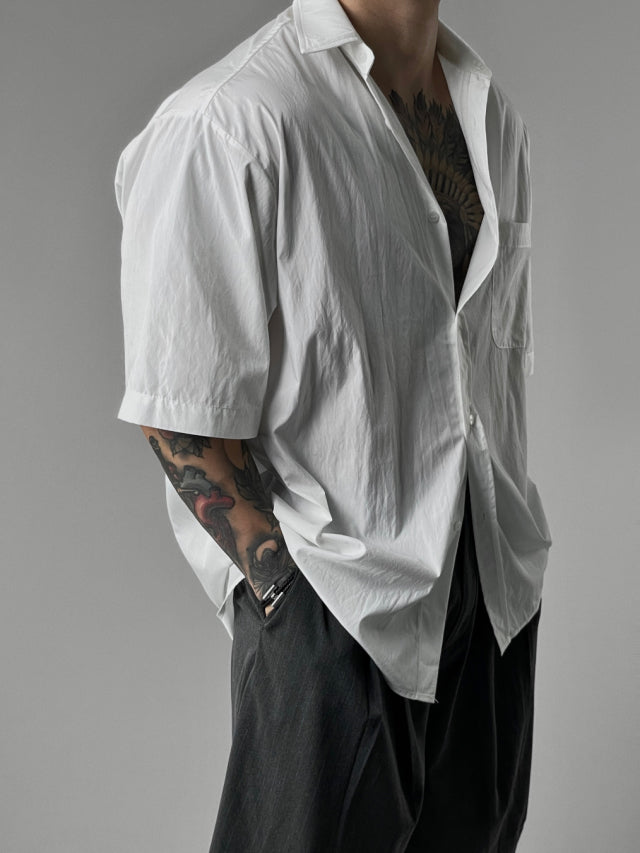 Airy Minimal Half Shirt