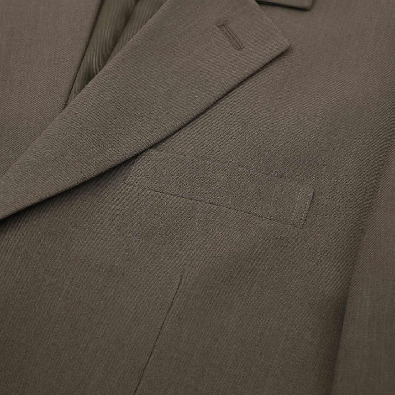 Vince Minimal Setup Suit