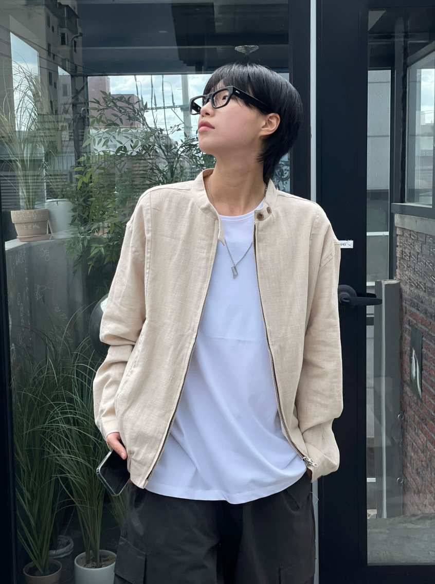 Minimal Stand Collar Zip Jacket