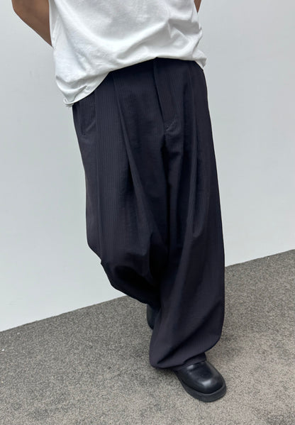 Fine Stripe Wide Slacks