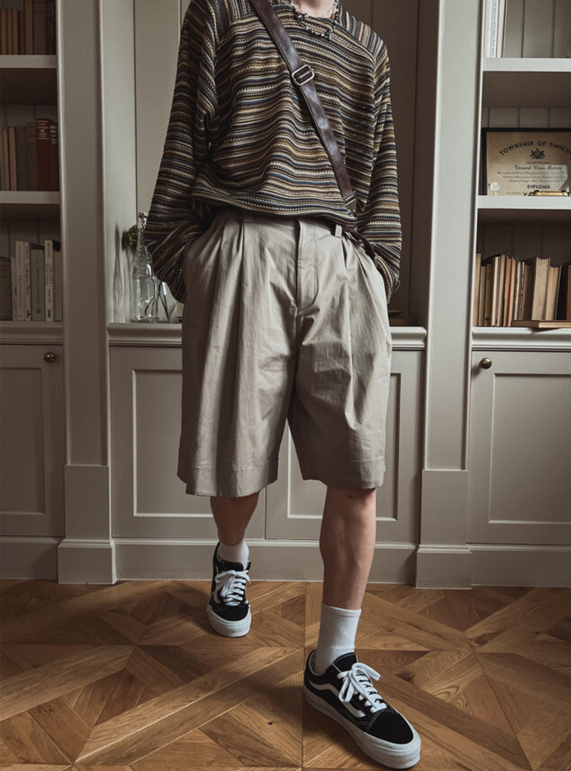 Urban Half Wide Banding Shorts
