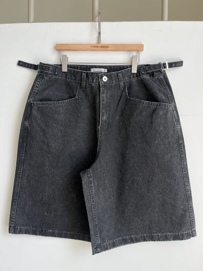 Adjust half pants