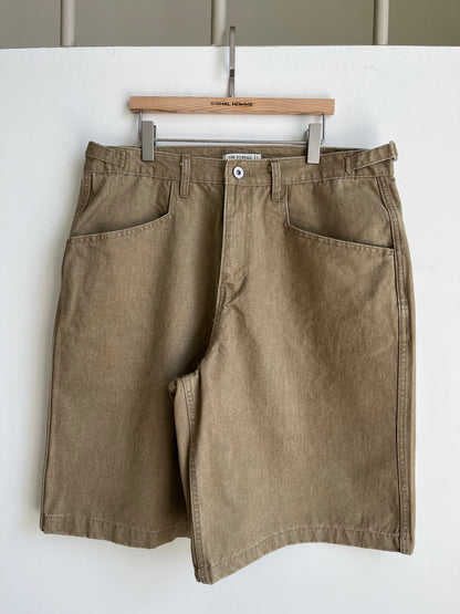 Adjust half pants