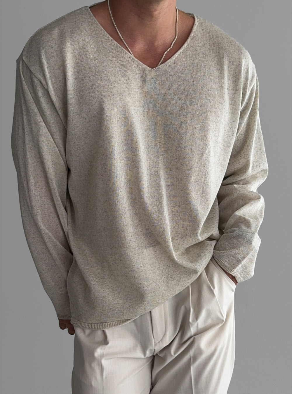 Slick V-Neck Linen Knit